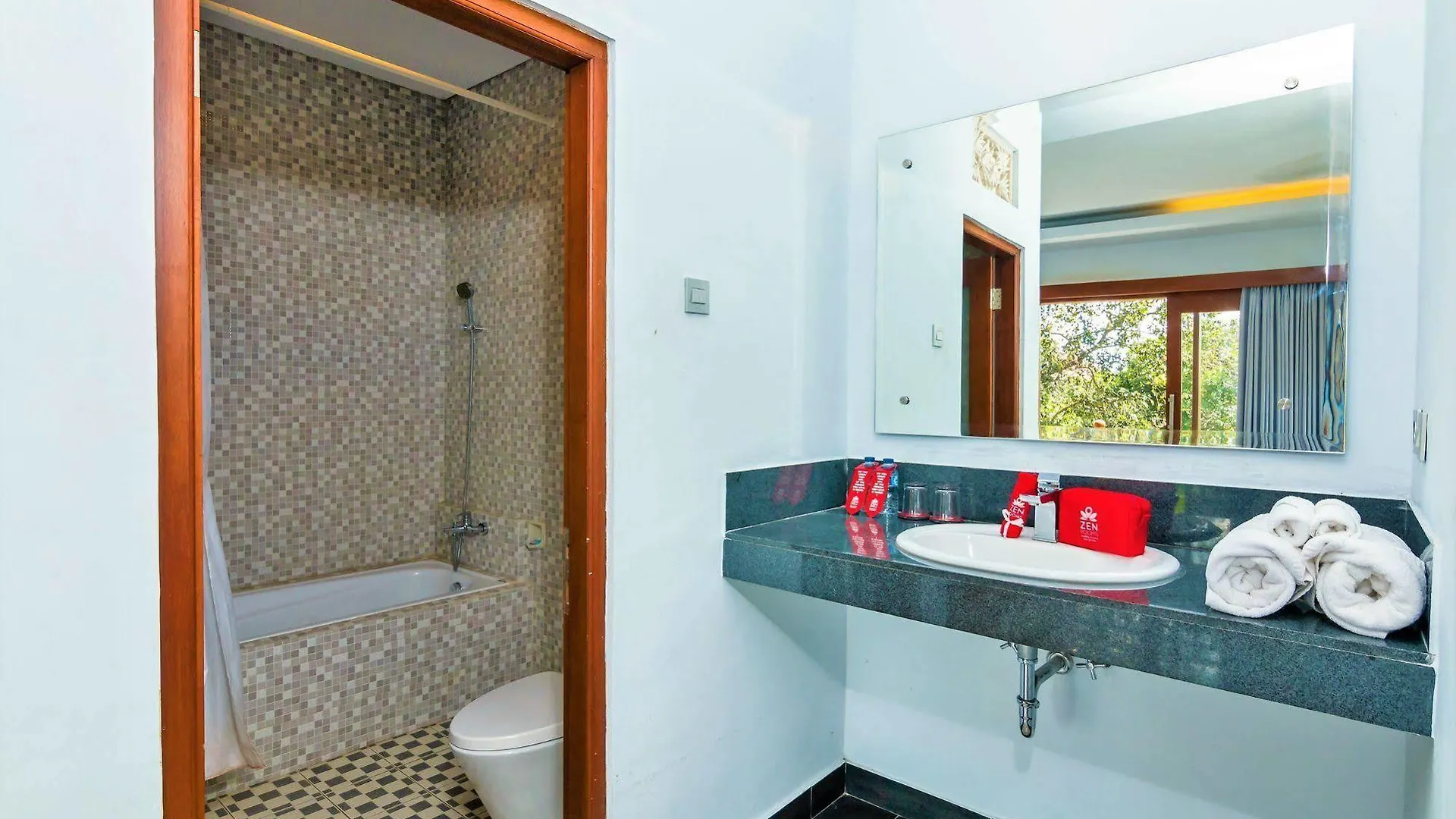 Zen Premium Ubud Hanoman II 印尼